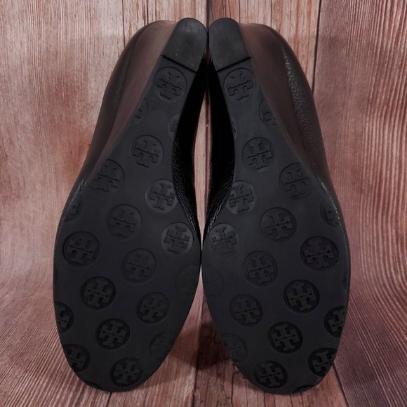 Tory Burch Logo Black Wedge Shoes- size 8 - Picture 13 of 16